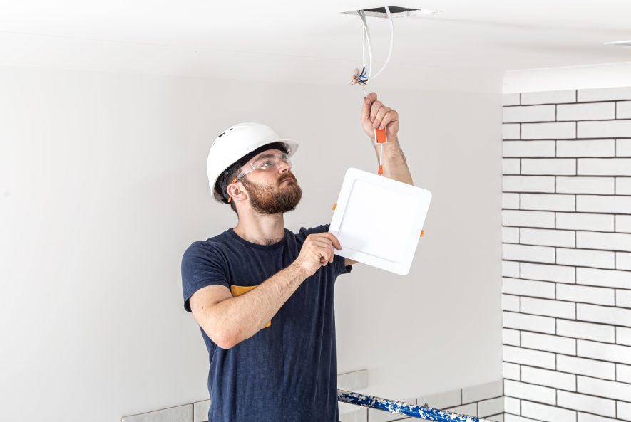 Install / replace LED light